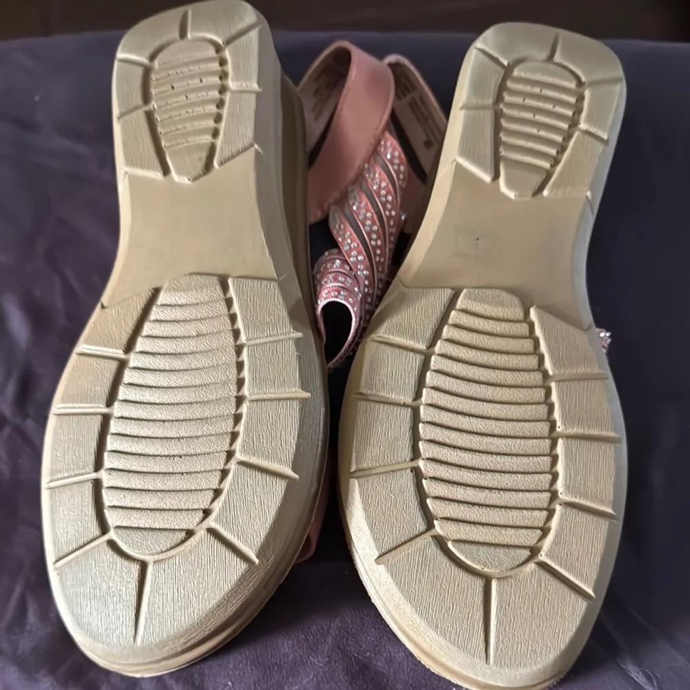 Daisy Fuentes Pink Rhinestone Sandals - Picture 3 of 4